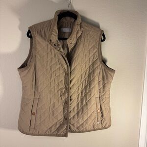 Liz. Claiborne Women's Quilted Tan Vest